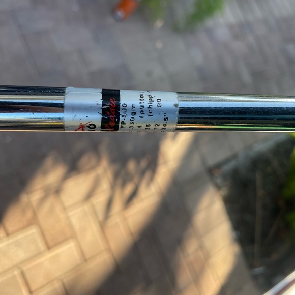 Hono YP500 Putter And Chipper All In One 
The head moves up/ down - Picture 8 of 8